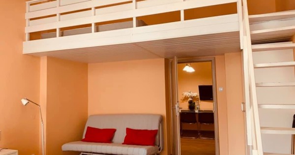 Cần bán byt 3+1 60 m2 trung tâm praha1, đ/c senovazne namesti 2