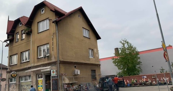 Cần bán BĐS ở vùng bắc Séc (Boletice nad Labem) gần Decin