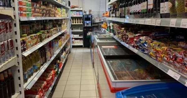 Cần bán BĐS ở vùng bắc Séc (Boletice nad Labem) gần Decin