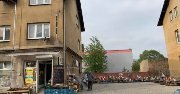 Cần bán BĐS ở vùng bắc Séc (Boletice nad Labem) gần Decin