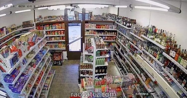 Sang nhượng Pot 100 m2 kho tàng tiện nghi đầy đủ tại trung tâm TP Plzen