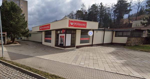 Chủ Tây cho thuê hoặc bán quyền sở hữu bất động cửa hàng potraviny 885m