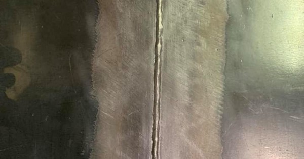 Cần tuyển thợ hàn CO2 vào nhà máy  ở TP Ostrava, Plzeň, Nymburk, Louny