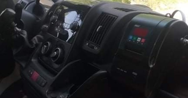 CẦN BÁN BOXER L4H3