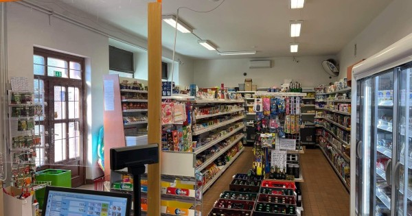 nhượng lại một cửa hàng ở Skalice khu vực Hradec