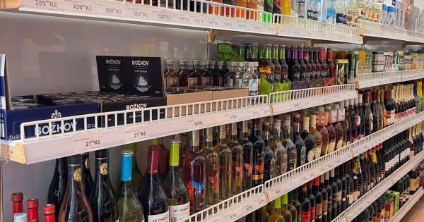 nhượng lại một cửa hàng ở Skalice khu vực Hradec