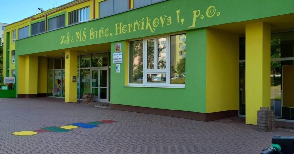 BÁN CĂN HỘ 4+1 TẠI BRNO LÍŠEŇ