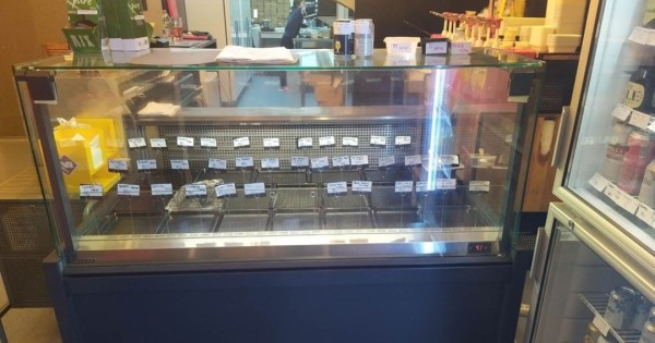 Cần bán tủ mát vitrina cho quán ăn