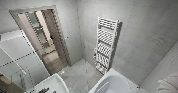 Cần Cho thuê nhà byt 2+kk, Praha 4