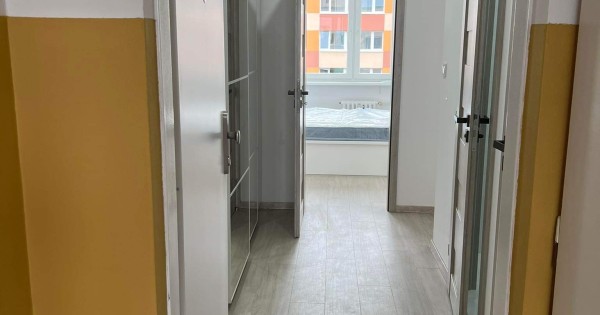 Cho thuê byt 2+kk, Praha 4