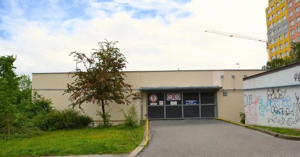 Bán gara gần metro Lužiny