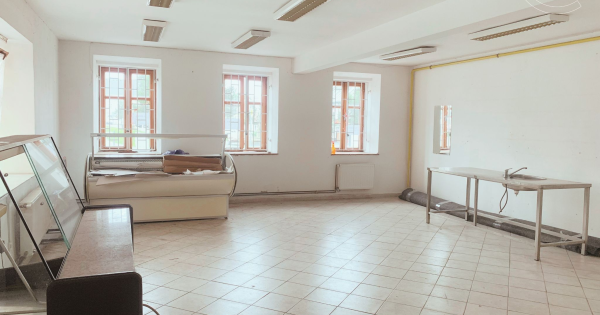 Bán nhà kèm cửa hàng - Šluknov