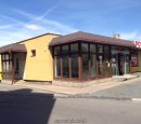 cho thuê cửa hàng mới sửa ,dt 60 m2 ở TP 7.500 dân Frýdlant, Liberec