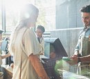 Cần tìm 1 bạn nam biết lái xe về làm Potraviny vùng Brno