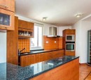 Nhà chính chủ 3+kk,100 m2 cần cho thuê,có thể vào ở ngay tại Praha 2