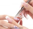 Em cần tìm thợ nails tay nghề chính ở Praha 4