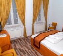 Nhà nghỉ Sunshine Pension ngay tại trung tâm TP Karlovy Vary
