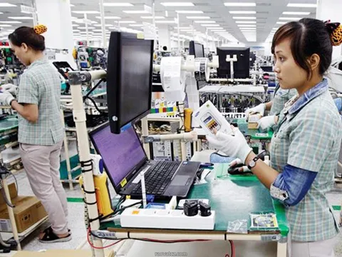 Tuyển công nhân lắp ráp điện tử tại TP Plzen lương sạch từ 25000 kč - 35000kč