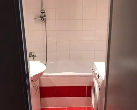 Cho thuê nhà 3+kk rộng 74m2 khu vực Centrum Chodov, Praha