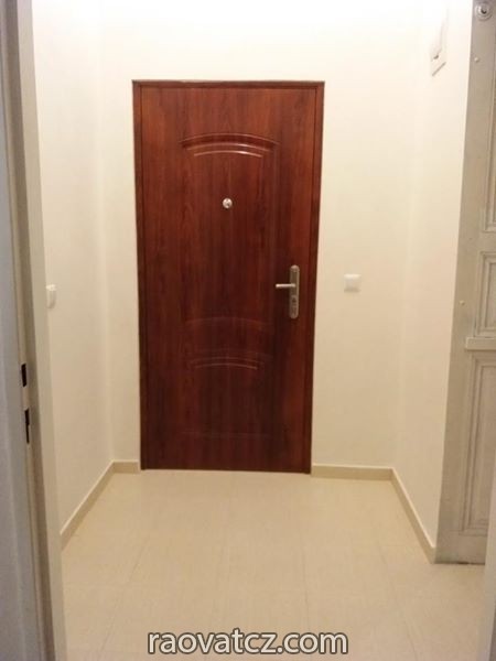 Bán Byt 5+1 gần quảng trường con gà Praha 1 và 2+kk gần IPavlova