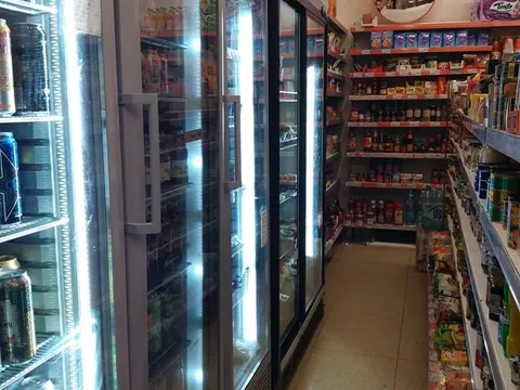 Nhượng lại cửa hàng Potraviny nájem 16000kc/1th,DT 85m2 praha 10