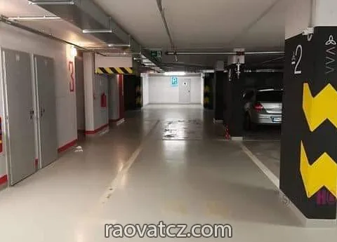 Nhượng lại HĐ thuê Byt 3+kk cách Metro Křižikova Praha 8 đi bộ 3 phút
