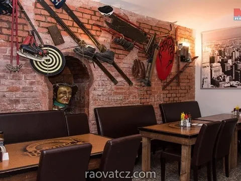 Cho thuê quán ăn, 208 m2, Praha – Smíchov