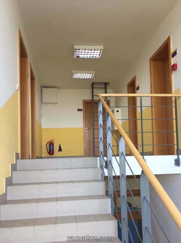 Cho thuê být 2+1 diện tích 60m2 gần metro Kobylisy