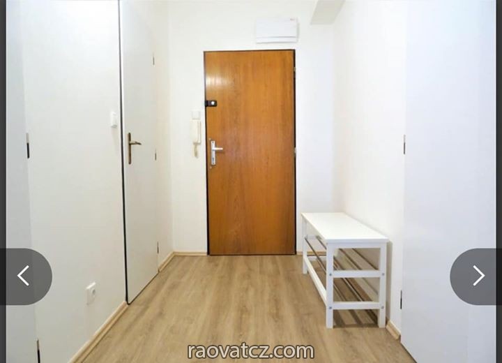 Cần cho thuê byt 2+kk,57m2, jivenska, michle, praha 4