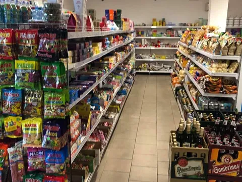 Cho thuê cửa hàng potraviny 150 m2, làng 1300 dân