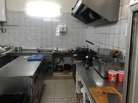 cần nhượng lại quán ăn ở thành phố Písek
