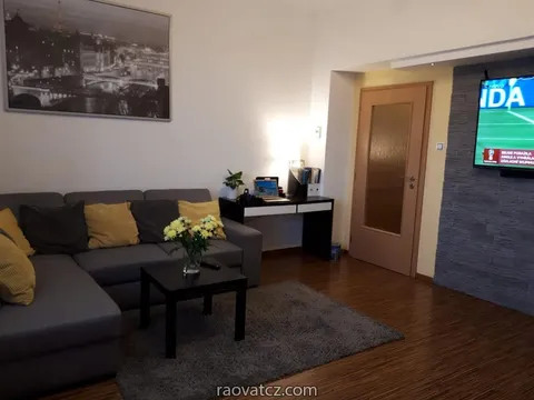 Tây muốn bán cả toà nhà 4 tầng,ở praha 9 vysočanká
