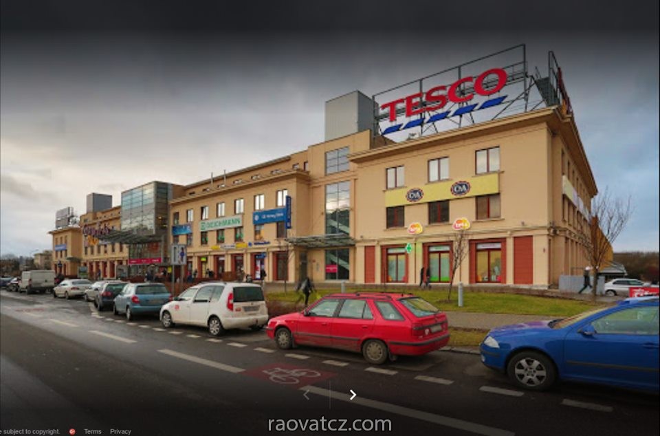 Sang nhượng HĐ quán Kavárna trong siêu thị Novodvorská Plaza , Praha 4