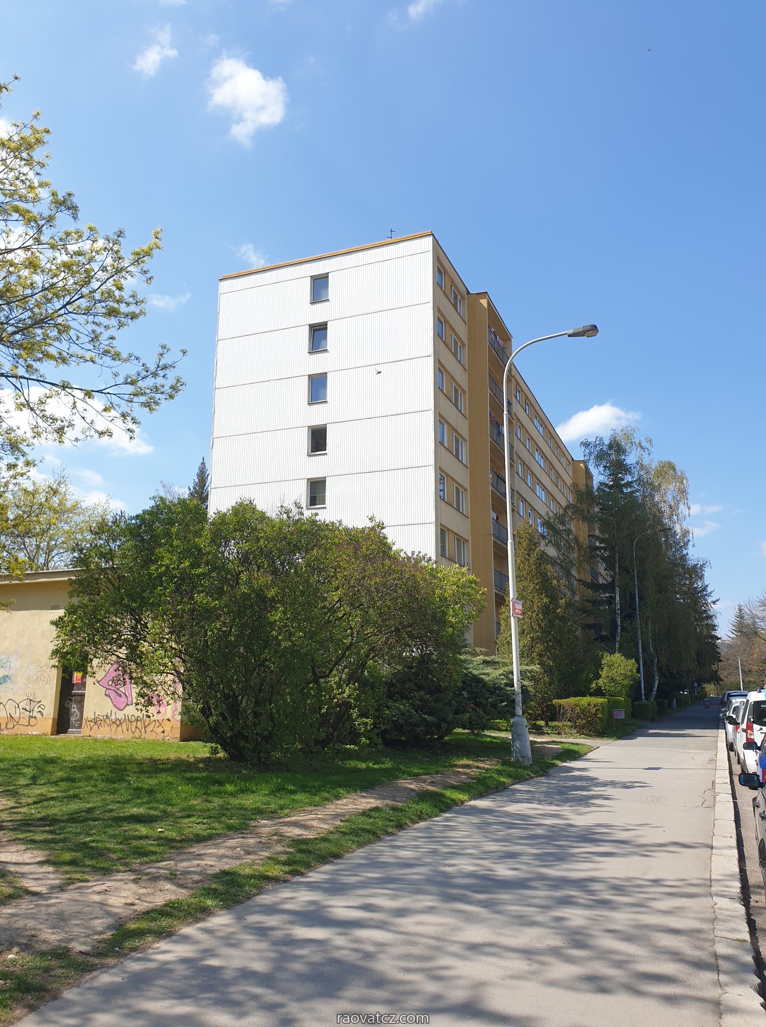 Cho thuê nhà byt 3+1, 67 m2, chủ tư nhân ở phố Ctěnická, Praha 9.