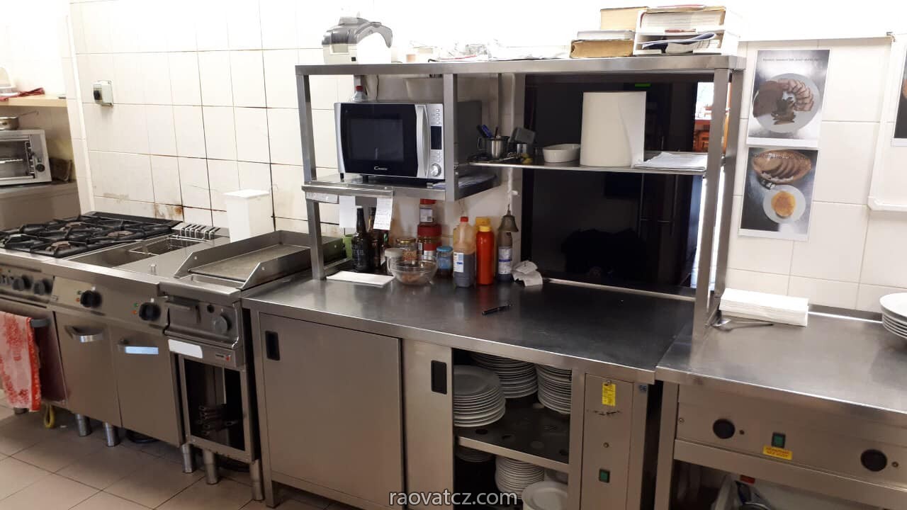 Cần bán mặt bằng kinh doanh nằm tại vùng Pardubický kraj, TP Česká Třebová
