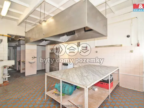 Cho thuê cửa hàng chủ tư nhân 48 m2 ở làng Rudná  gần Praha (Zlíčin)