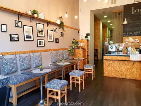 Cần sang nhượng lại một quán Coffee & Bistro ở quảng trường Plzen