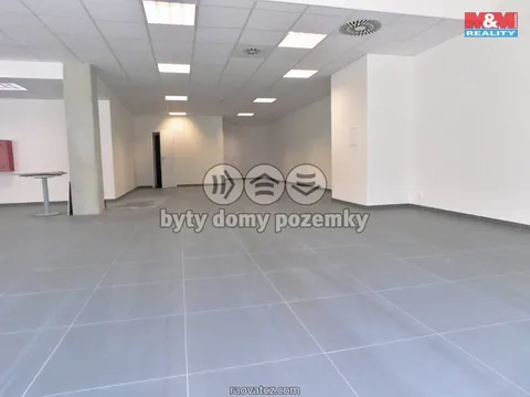 Bán cửa hàng 150 m2, chủ tư nhân, Koněvova, Praha 3