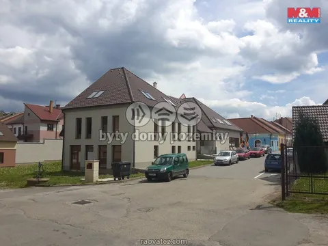 Bán cửa hàng tư nhân 80m2 ở Kamenice nad Lipou, làng 4000 dân
