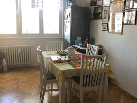 Còn hai phòng cho thuê ở Praha 10