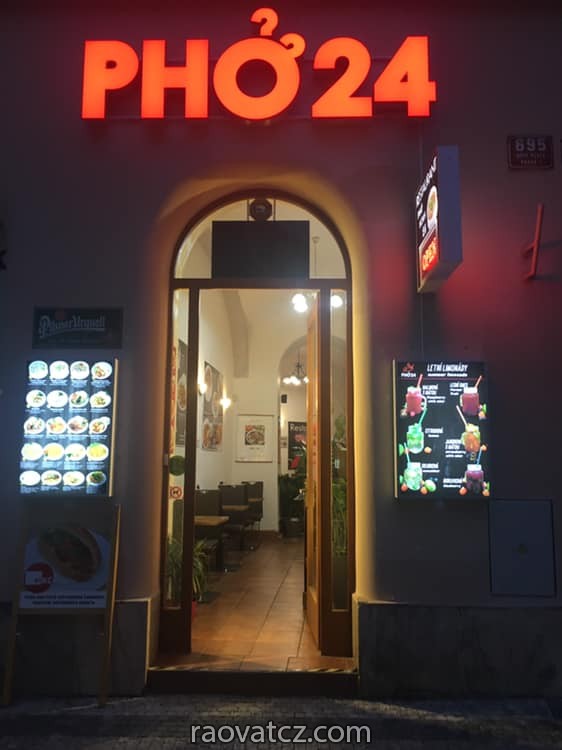Chào cả nhà Quán Phở Hinh 24 tại Praha 1 cần tuyển 1 pha chế đồ uống