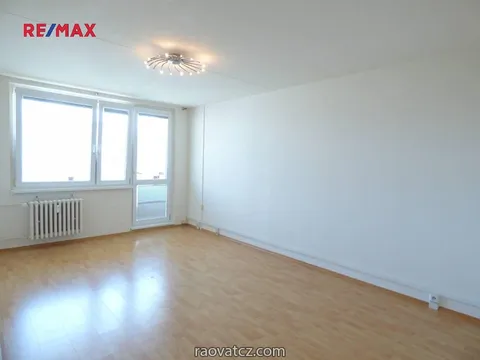 Cho thuê lâu dài căn hộ 3+1 tại Praha 4, Chodov
