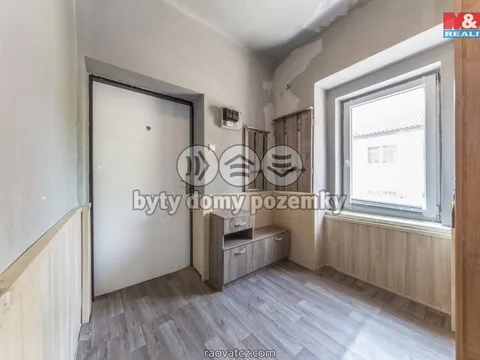 Bán bất động sản, trên ở dưới bán hàng, Praha 9 Čakovice