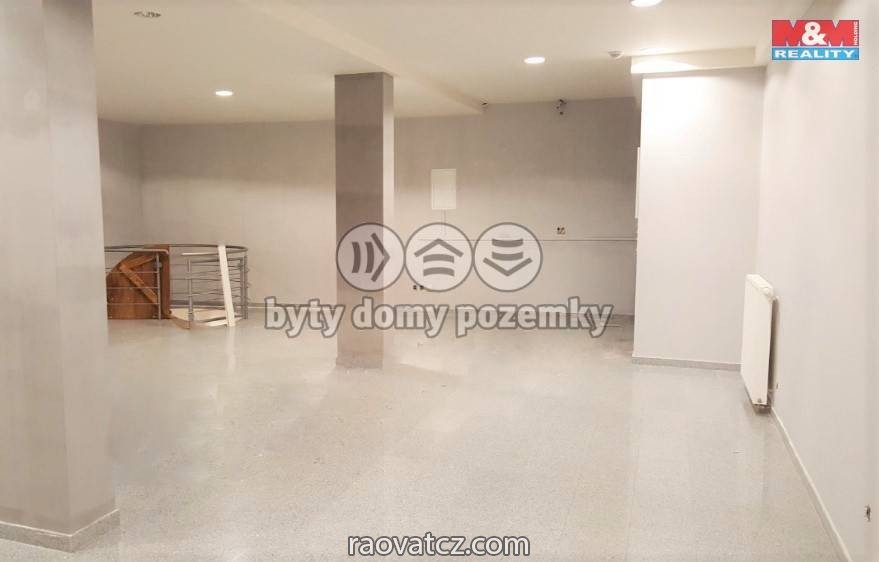 Bán bất động sản, cửa hàng, 150 m2, chủ tư nhân, Praha 10, phố Francouzská
