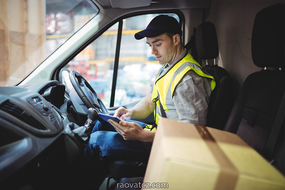 Cần tuyển nhân viên nam biết lái xe làm lâu dài trong chợ sapa