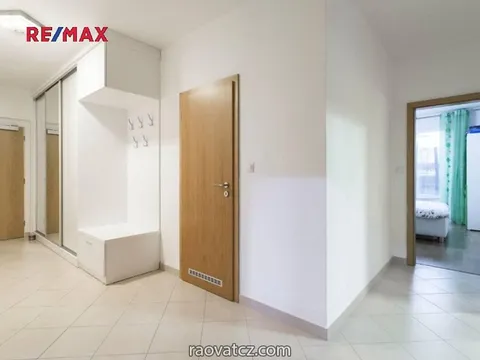 Chào bán căn hộ mới (Novostavba 2014) tại Praha 4 - Kamýk.