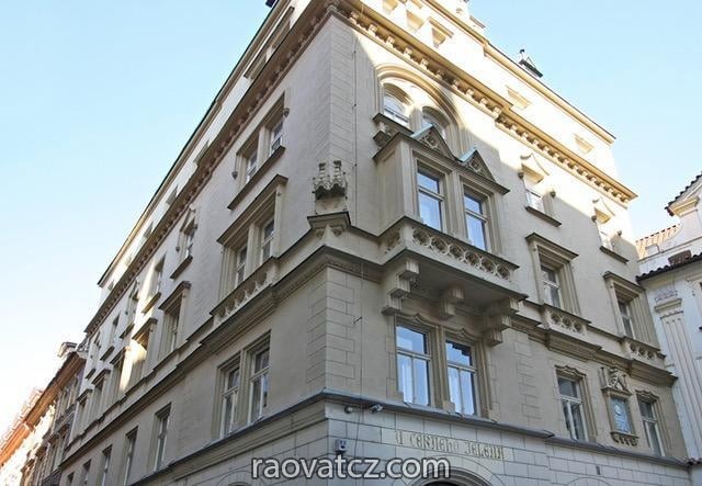 Bán nhà 3+ (78m2) cách quảng trường con Gà 150m Praha 1