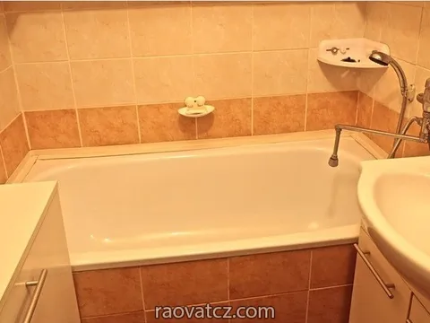 Cần cho thuê nhà 1+1 ( 41 m2 ) Praha 4 - Krč