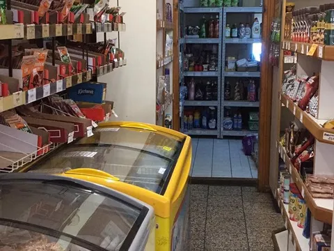 Sang nhượng cửa hàng potraviny ở stařokrečanska 30/2 rumburk