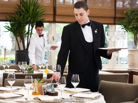 Quán Việt praha 1 tìm bồi bàn nhanh nhẹn chịu khó, tiếng séc đủ giao tiếp